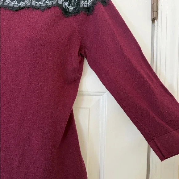 Express 3/4 length sleeves Burgundy Top with Black Lace Detail - Picture 2 of 6